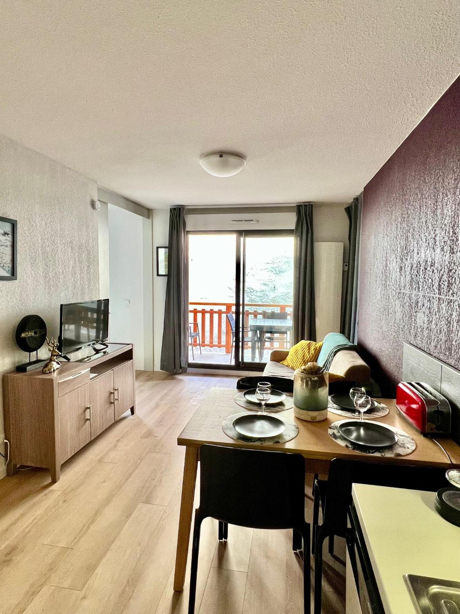 Appartement Familial Avec Parking Centre Valberg Peone Exterior photo